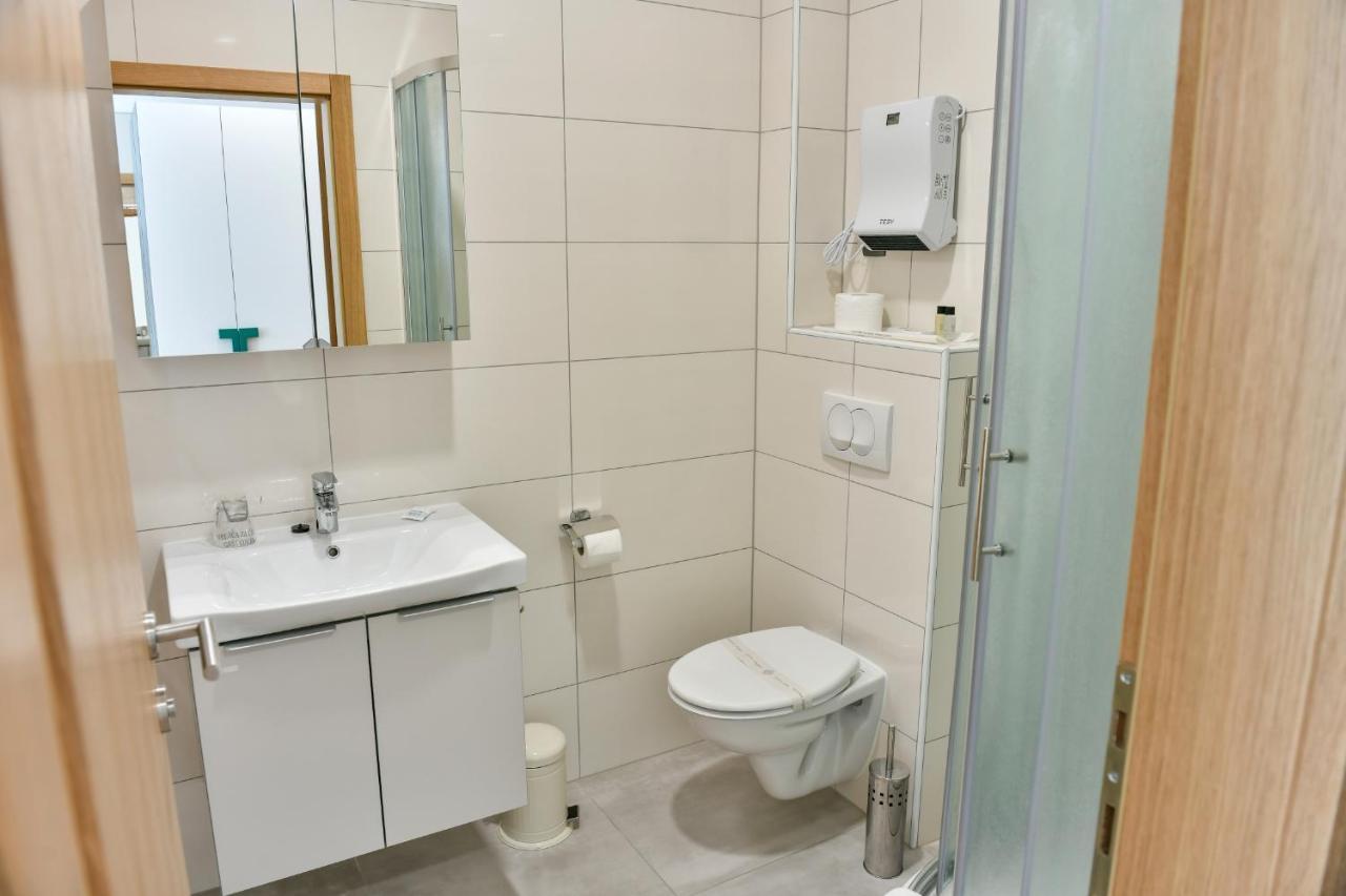 Hostel Green Donji Kraljevoc 외부 사진